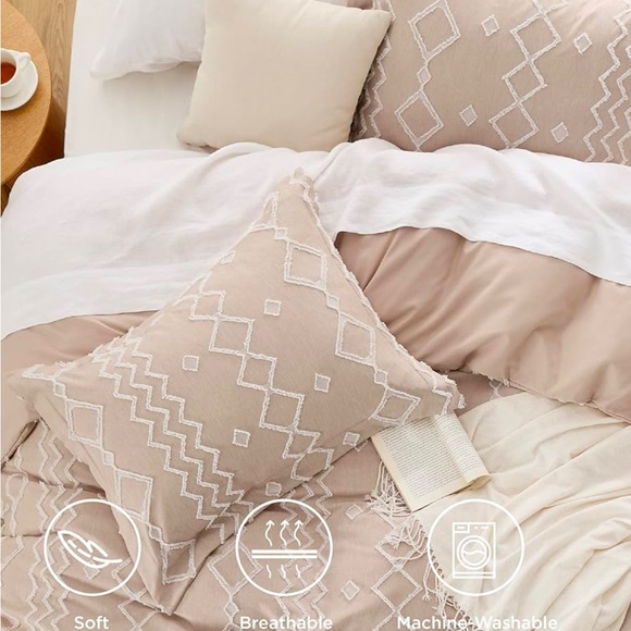 3 Piece Tufted Jacquard Duvet Cover Set - King - Picture 3 of 4